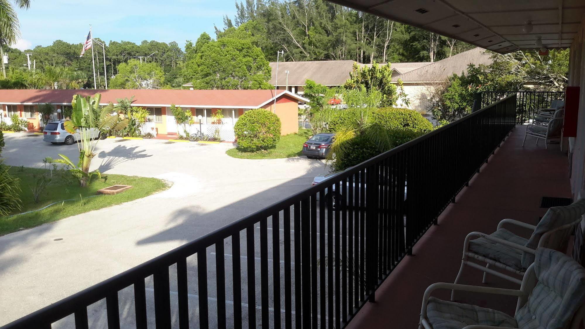 Conty'S Motel North North Naples Exterior foto